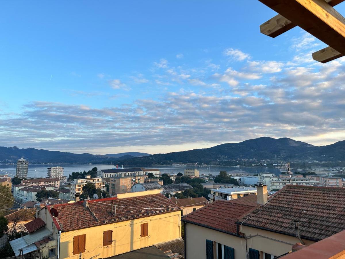La Terrazza Al Forte Портоферрайо Экстерьер фото