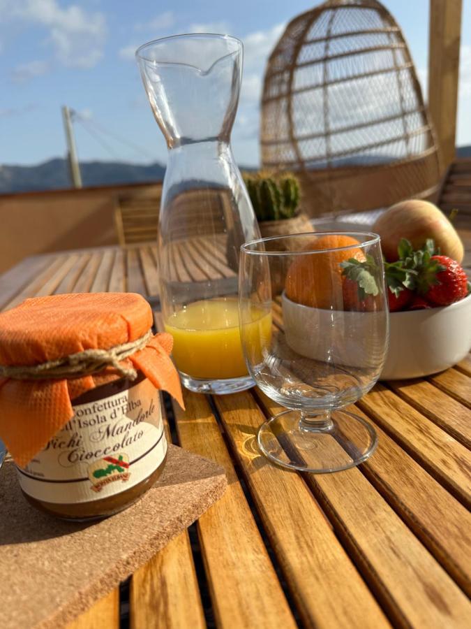 La Terrazza Al Forte Портоферрайо Экстерьер фото